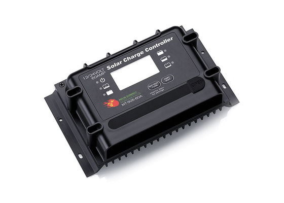 سعر جيد 60A PWM تحكم الشحن الشمسي الرقمي 12V 24V مع العرض عن بعد الانترنت