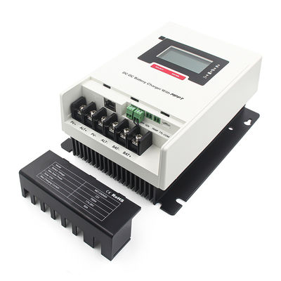 سعر جيد أقصى 60A 12Vdc المبدل شاحن مكافئ 50A MPPT نطاق الجهد 17 - 36V الانترنت