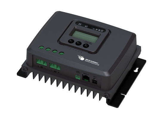 IP43 MPPT ذكي وحدة تحكم لوحة الطاقة الشمسية RV للسيارات الترفيهية