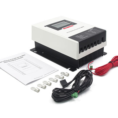 سعر جيد 30A حماية IP32 شاحن ثابت ثابت ثابت خفيف الوزن شاحن شمسي MPPT للبطاريات 12/24Vdc الانترنت